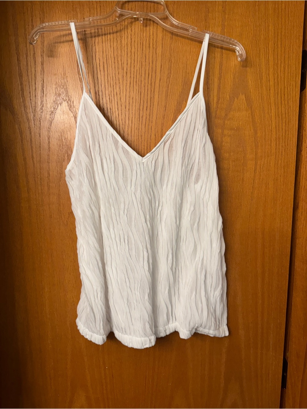 SHEIN White Crinkle V-Neck Spaghetti Strap Cami Tank Top
